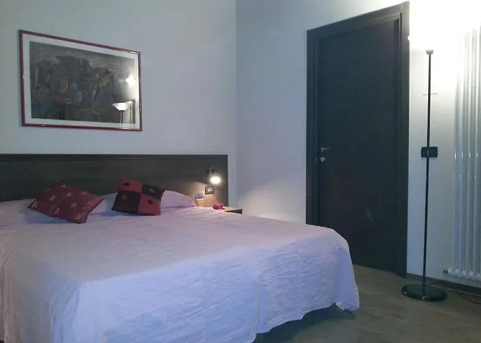 Hotel La Vecchia Reggio 3*